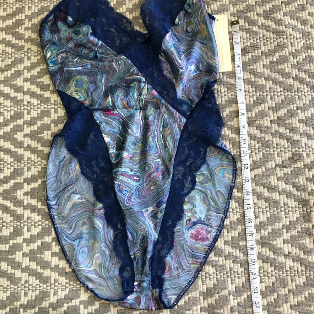 Vintage Delicates made in the USA teddy lingerie bodysuit size large